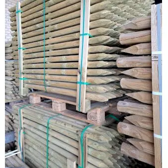 Trykimprægneret hegnspæl