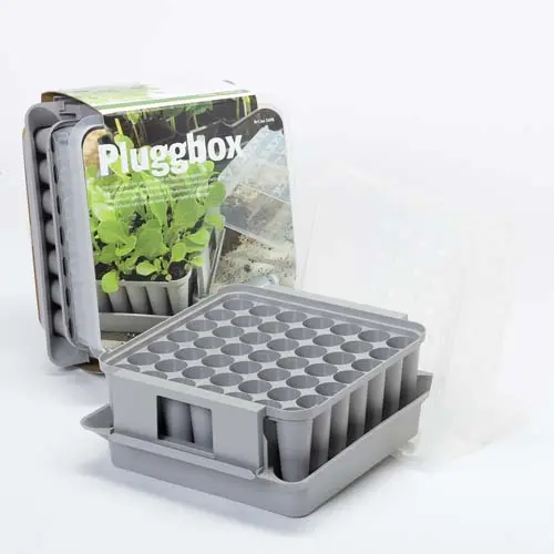 Plugbox med plads til 49 planter, Plugbox med plads til 49 planter, Prøv denne nyskabende Plugbox med plads til 49 planter Boxen består af 3 dele Bund Såkasse Låg Sådan gør du: Placer såkasse over bund. Vigtigt,- støtteben skal hvile på kanten af bunden.